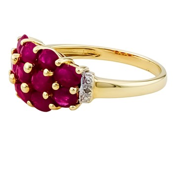 9ct gold Ruby / Diamond Cluster Ring size P